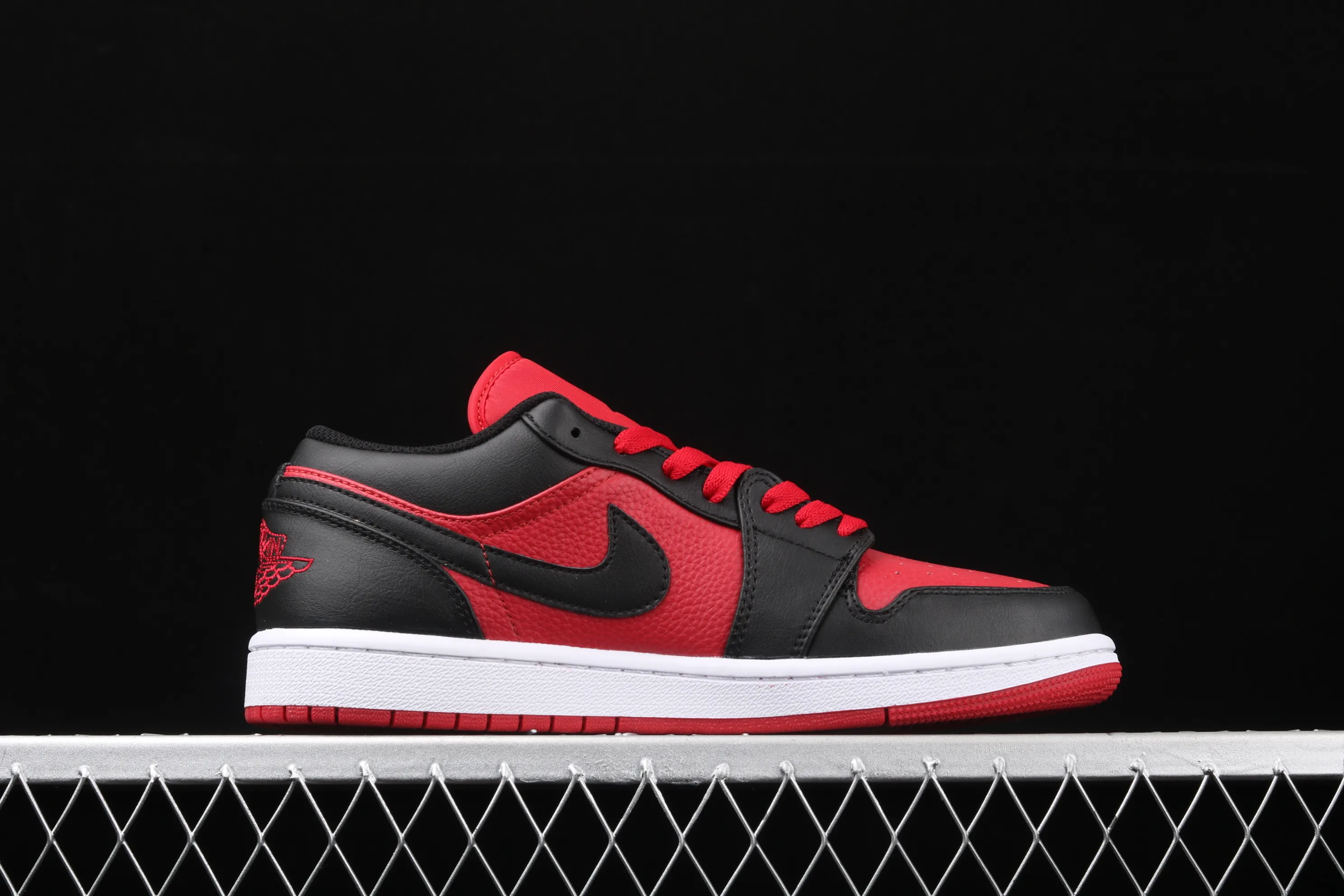 All categories Air Jordan Jordan series basketball shoes Air Jordan 1 Low New version Air Jordan 1 Low AJ1 Joe 1 low top leather cultural and leisure sports sneakers 553558-610